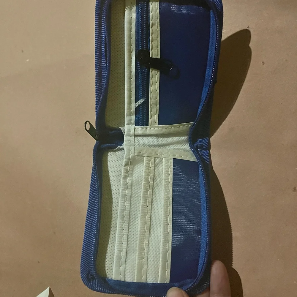 Cruz Azuel Zip Up Wallet